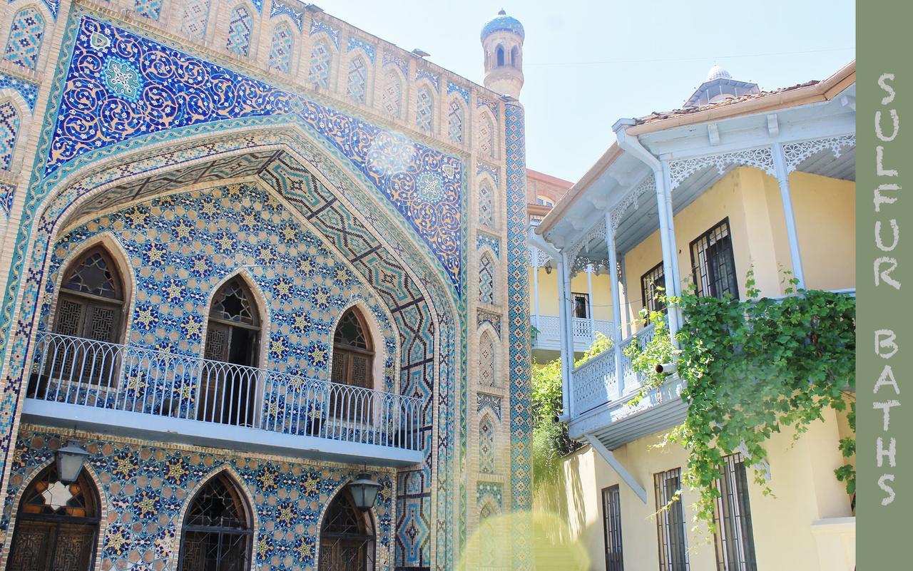 Red Fox Guesthouse Tbilisi Exterior photo