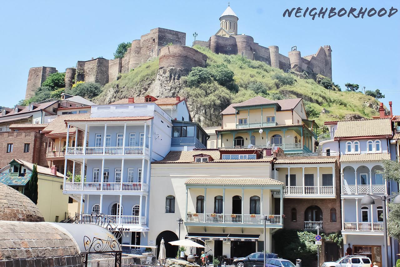 Red Fox Guesthouse Tbilisi Exterior photo